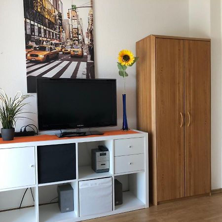 2 Zimmer Wohnung Mit Balkon - Naehe Messe Хаар Экстерьер фото