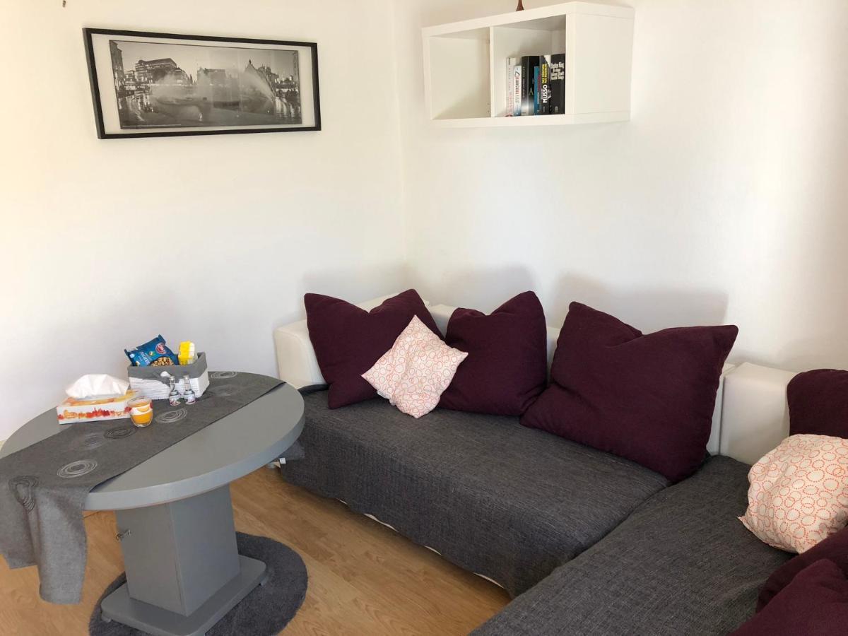 2 Zimmer Wohnung Mit Balkon - Naehe Messe Хаар Экстерьер фото